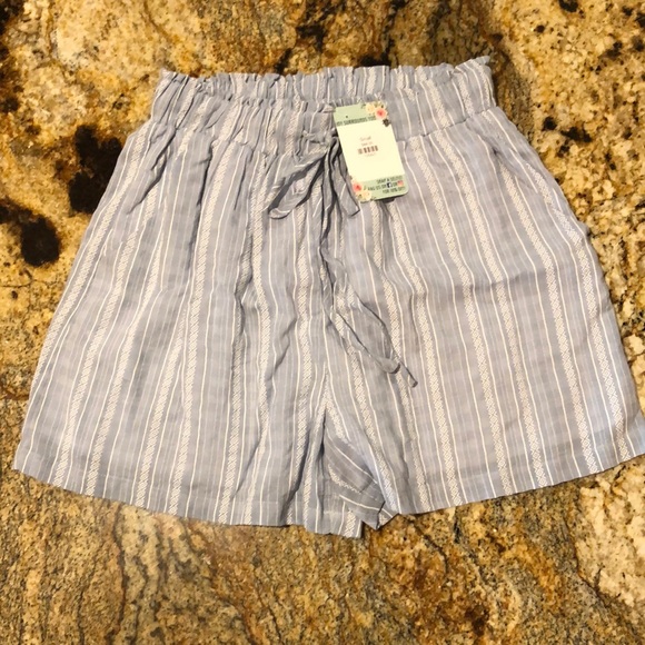 Drawstring High Waisted Shorts - Picture 1 of 4